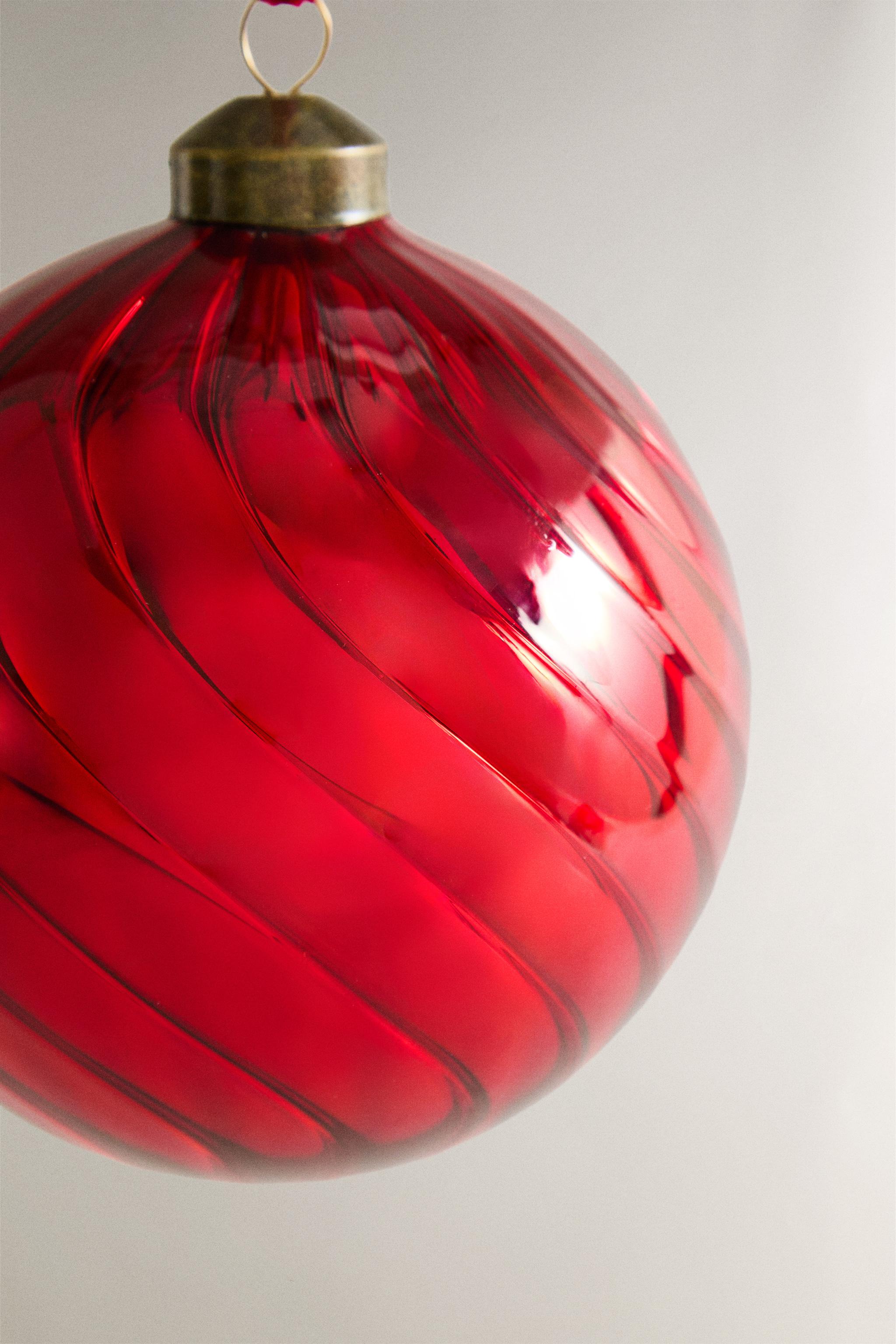 CHRISTMAS TREE SPIRAL BALL ORNAMENT